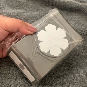 NEW - Stampin up Paper craft punch - Blossom Flower apx. 2.5 inches